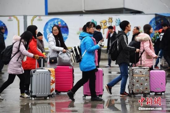 春運(yùn)前三天全國共發(fā)送旅客2.1億人次387999_ 春運(yùn)前三天全國共發(fā)送旅客2.1億人次