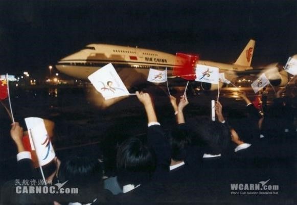 777、330輪番上陣,燃情奧運(yùn)看見國航擔(dān)當(dāng)16 777、330輪番上陣,燃情奧運(yùn)看見國航擔(dān)當(dāng)16